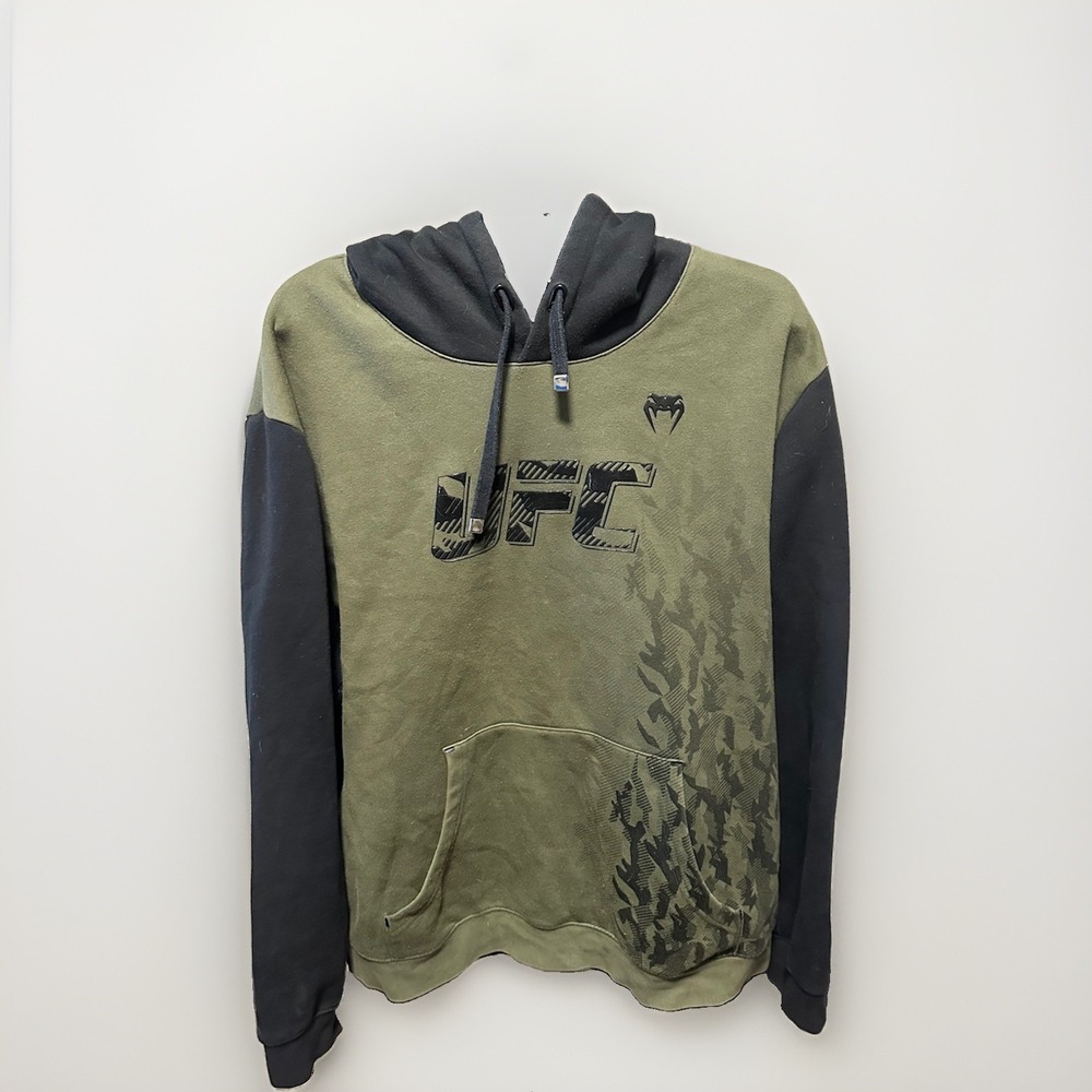 UFC Venum Hoodie Mens XXL Green Black Pullover Sweatshirt Graphic MMA Logo